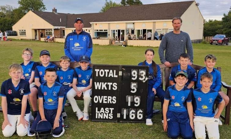 Danny and the youngsters in his Haverfordwest team